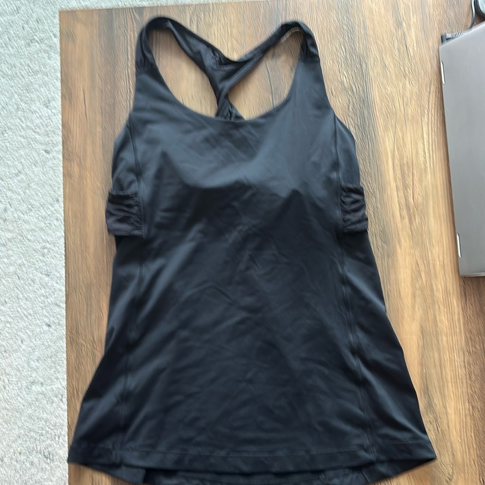 Lululemon twist Criss Cross keyhole back tank 10